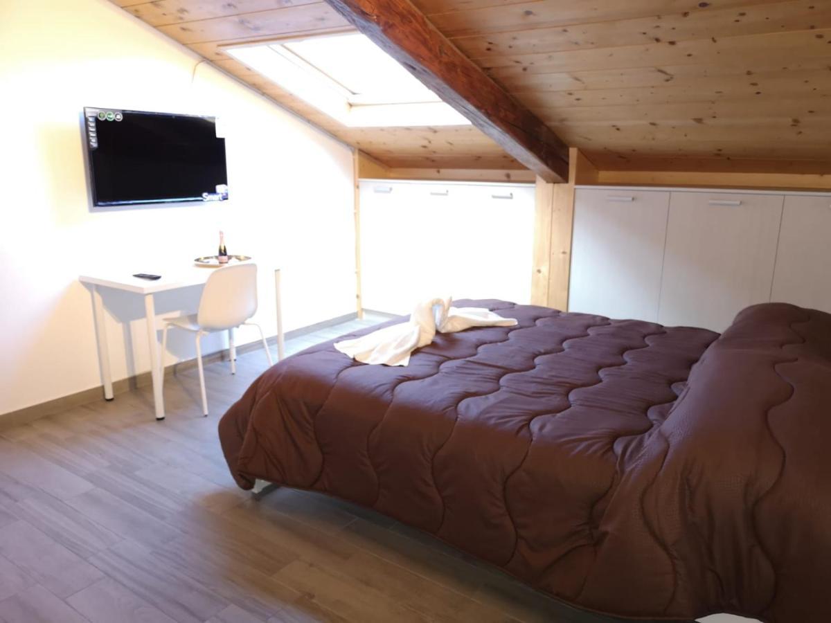 Cuore Partenopeo B&B Napoli Dış mekan fotoğraf